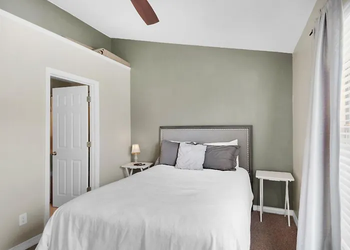 Gulf Walk 606